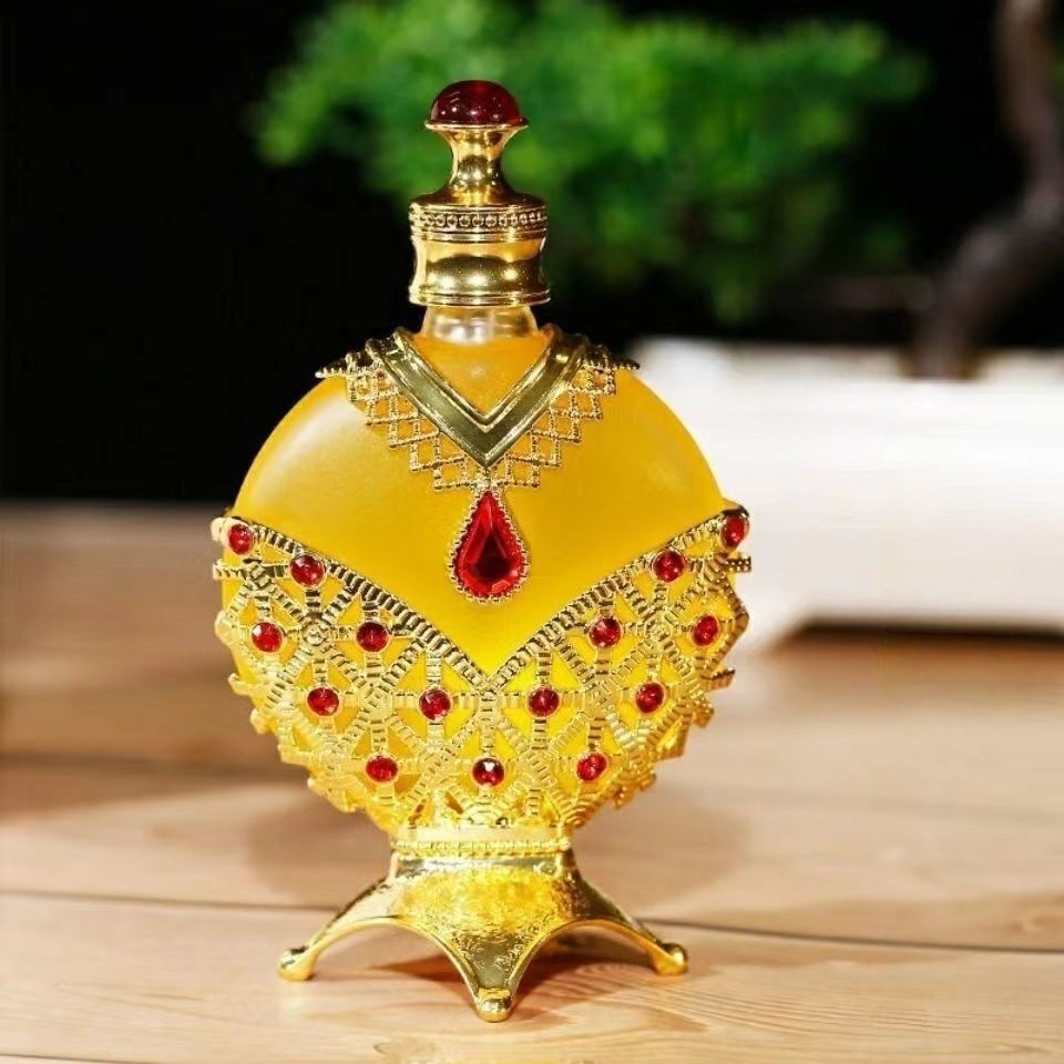 Gouden Arabische parfumolie me - Fragrance World Perfume recensie en prijs